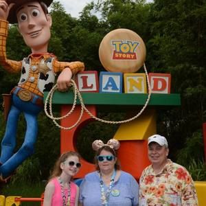 Meet your Posher, Yvette